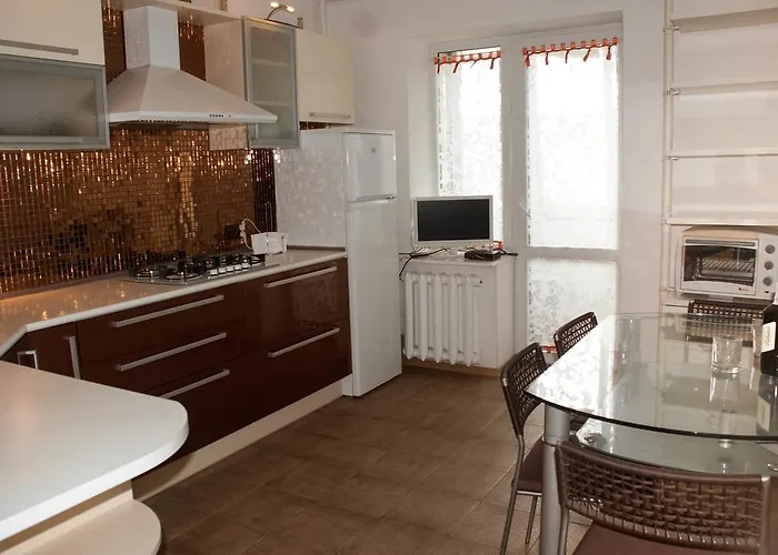 On Akademika Lazarenka 48a * リヴィウ